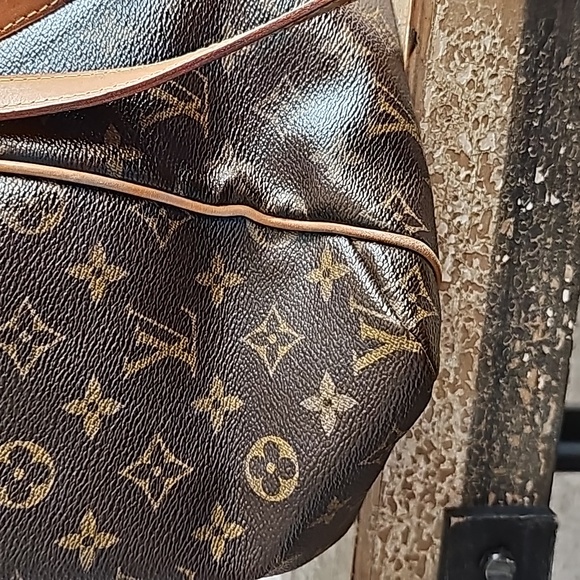 🔥1DAYSALE🔥Louis Vuitton Monogram Totally MM - Picture 8 of 17